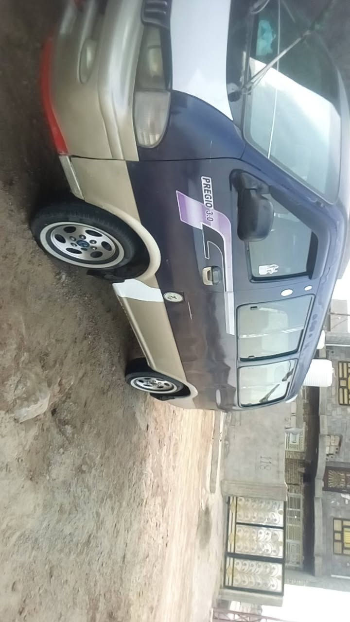 سلام عليكم ورحمة الله وبركاته كيا بريجو للبيع السيارة مكفولة من كير محرك شواصي شركه ماعدا صبغ للجماليه رقم بغداد انكليزي موديل 95سنويه لل27 السعر 65وبيه مجال للاستفسار الاتصال على الرقم ***********
