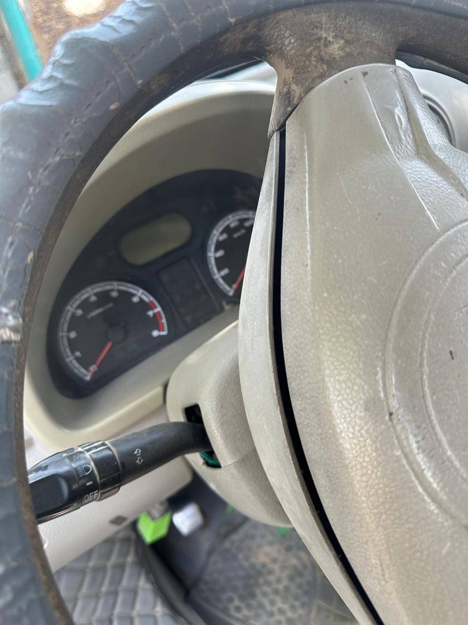 السلام عليكم سياره ليفان 2012  للبيع7راكب كشن تحوير حاطلهه تصير10راكب   سنويه مامنتهيه مشروع وطني  الكير كلجاته تفلشن ميكلفك100الف بس 
سعرهه 30 ورقه او مراوس بسياره صالون 
*********** البصرة, العراق
