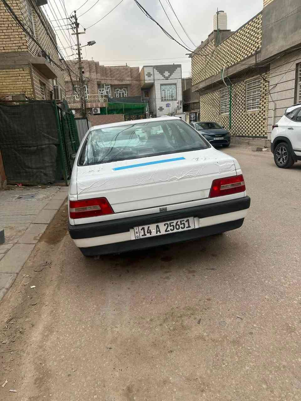 بيجو ٤٠٥مديل ١٢سياره نضيفه كير مكينه مكفولات سياره رقم انكليزي بصره بسمي مشروع وطني هزه صارله شهرين سعر ٣٣او بيه مجال او مراوس حسب القناعه مكان نجف ***********
