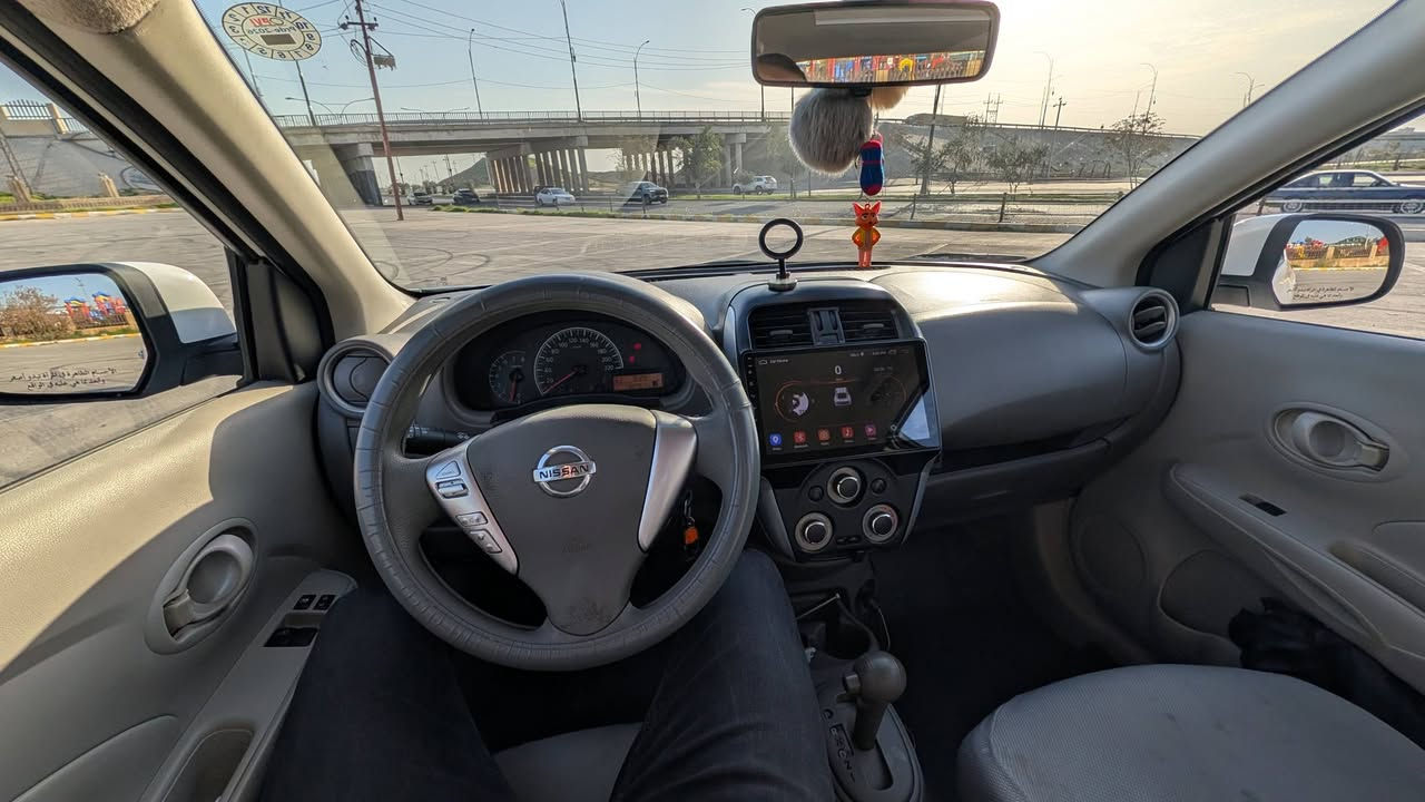 نيسان صني 2020 هندي.
محرك 1.5 ماشي 82 كيلو
بدون بارد او صبخ. 
فقط بيها شخطة من طرف السكن. 

السعر 112 و بيها مجال. 
مكان السيارة كركوك 
***********
