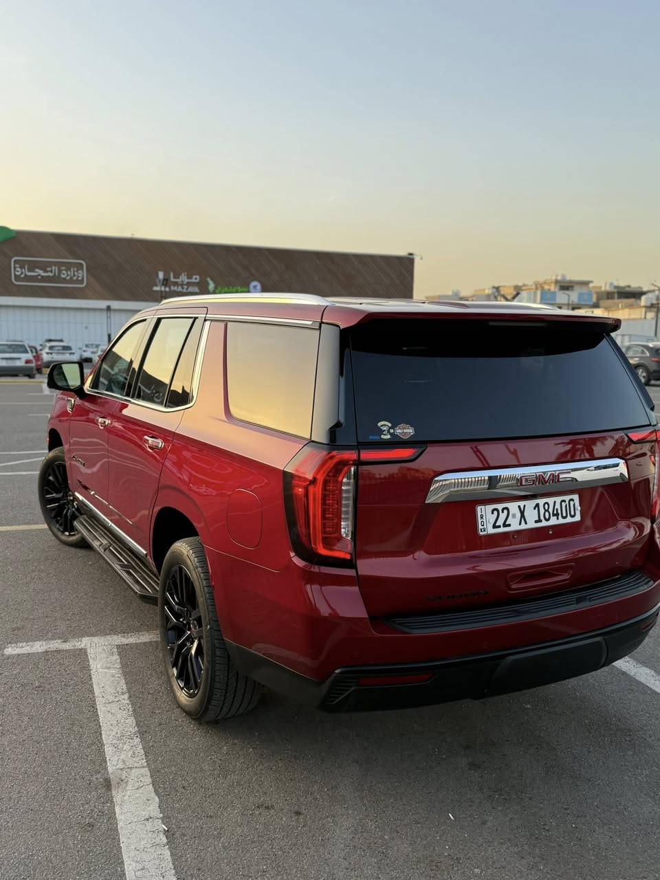 جمسي يوكن SLT 2023
محرك 5300 
رقم اربيل ب اسمي
ماشية 14 زيرو
السيارة فول موصفات معروفة موصفات slt
تجي بنوراما كامرات 360 فور ويل رادارت كل الجوانب
السيارة بدون ايرباك حتى الدعاميات بلادية وبدون صبغ
بيها فقط ربع قطعه صبغ ع كد ضربة الصندوك
مكانها بغداد الدورة 
الشراي يخابرني ويدلل ما اجاوب فيس متواجد فقط واتس
***********
