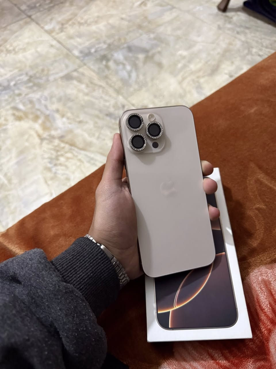 السلام عليكم
ايفون 16 PRO MAX للبيع

ذاكره 256 بطاريته 99‎
ممبدل بي أي شي 
الجهاز شخط مابي نظافه 95‎%‎
تجيني لباب البيت تشوف الجهاز وتفحصه وتقتنع يلا تاخذه 

الجهاز مع كامل الملحقات

السعر 1450 وبي مجال 

مكاني بغداد الدوره
***********
