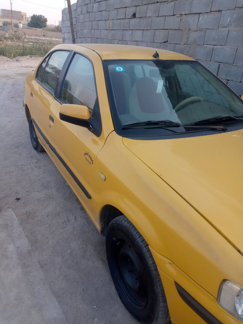 سلام عليكم سياره سمند موديل 11 مكفوله كفاله عامه البيع سياره ئي نقص ما بيه العنوان بصره تنومه الكوات 3 رقم الهاتف ***********
