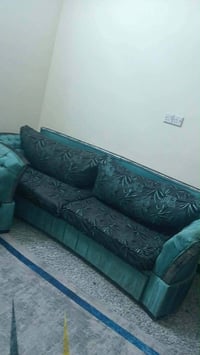 طقم ١٠ مقاعد • بلا ضرر