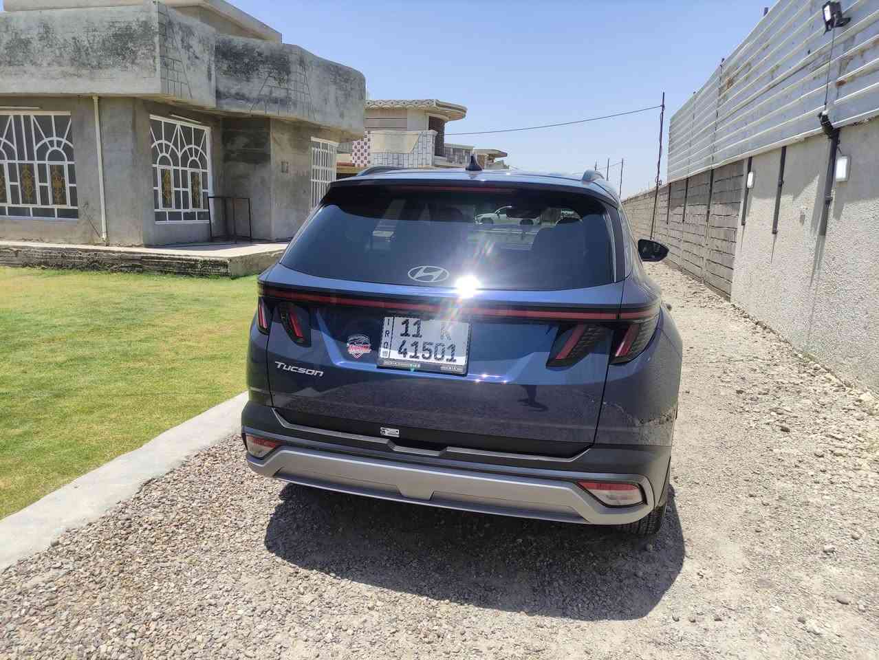 للبيع توكسان 2025 ورد امريكي فول مواصفات فتحه داخل جلد ابيض تدفئه كشنات وبعد هواي مواصفات ماشيه 5الف ميل سياره جديده بجم كبس ضرر سطحي تبديل بابين ورش نص الجاملغ للاستفسار ***********
