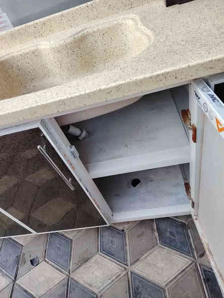 كاونتر قياس مترتين لون ابيض واسود
+مرمر سعر ١٥٠
مكان شعب حي تجار خلف جامع بدريه
*********** بغداد
