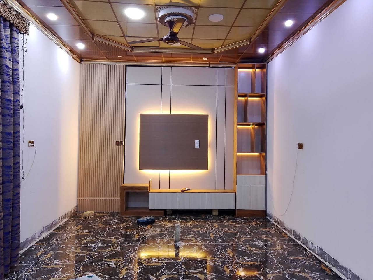 هندسة ديكورات البصره
كافت الأعمال ديكورات والصباغ 

كوادر مختصه تنفيذ الاعمال 

مستعدون تنفيذ ترميم البيوت القديمه بحدث المديلات وتصاميم 

رقم الهاتف واتساب/***********
