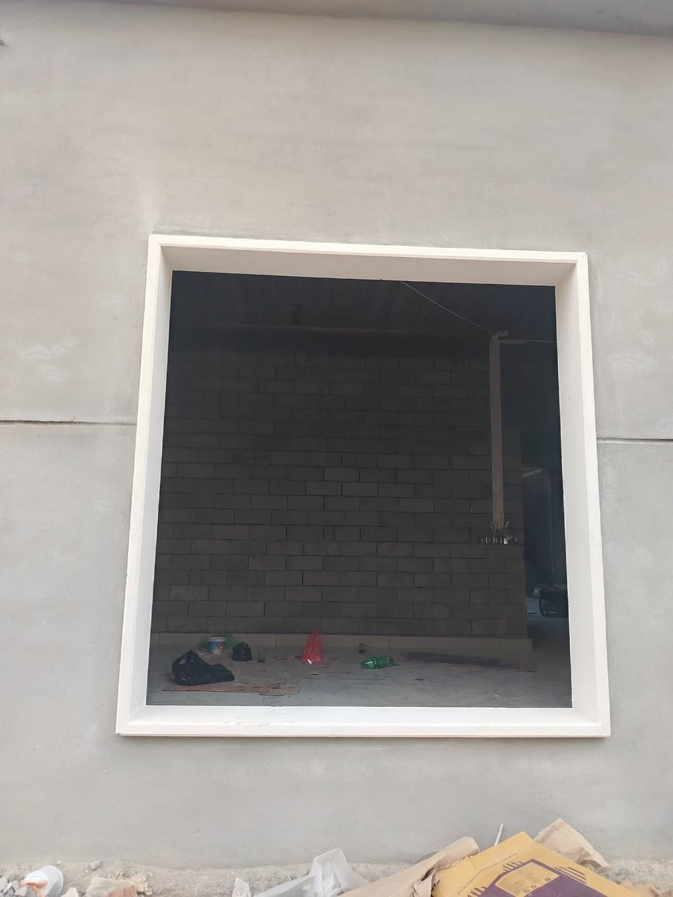 السلام عليكم
يوجد كادر حجر حلان كرسته وعمل كافه انواع الواجهات ولكوبنات بسعر مناسب ***********
