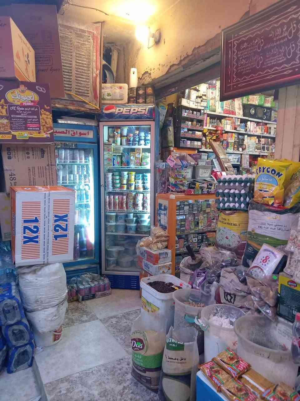 أكرر المنشور بسبب الوعوده الكاذبه للبيع للبيع ماركت كامل مكمل بدون اي نواقص *********** *********** او مرجعة عقارات علي الحافظ موصل مدخل شقق الخضراء
