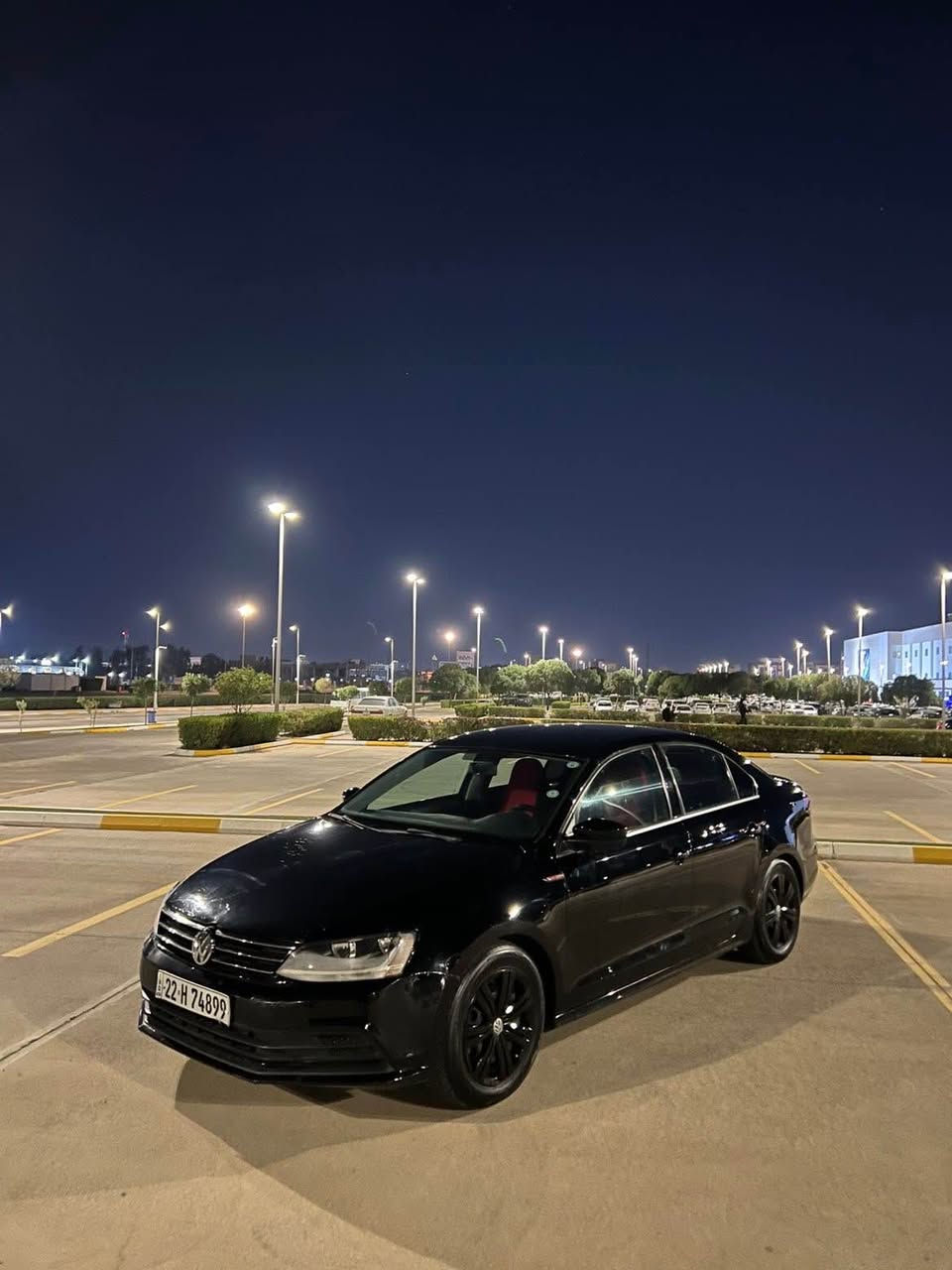 Volkswagen jittar 2017                             مواسةفات ئيس سةيارةكة ٤ پارچةو سبوغة گيرو مةكينةو تةبريد تةقةو رةقة بةناوكردن غةرامة هةمووب بةشةرت شوين هةولير *********** أربيل, العراق
