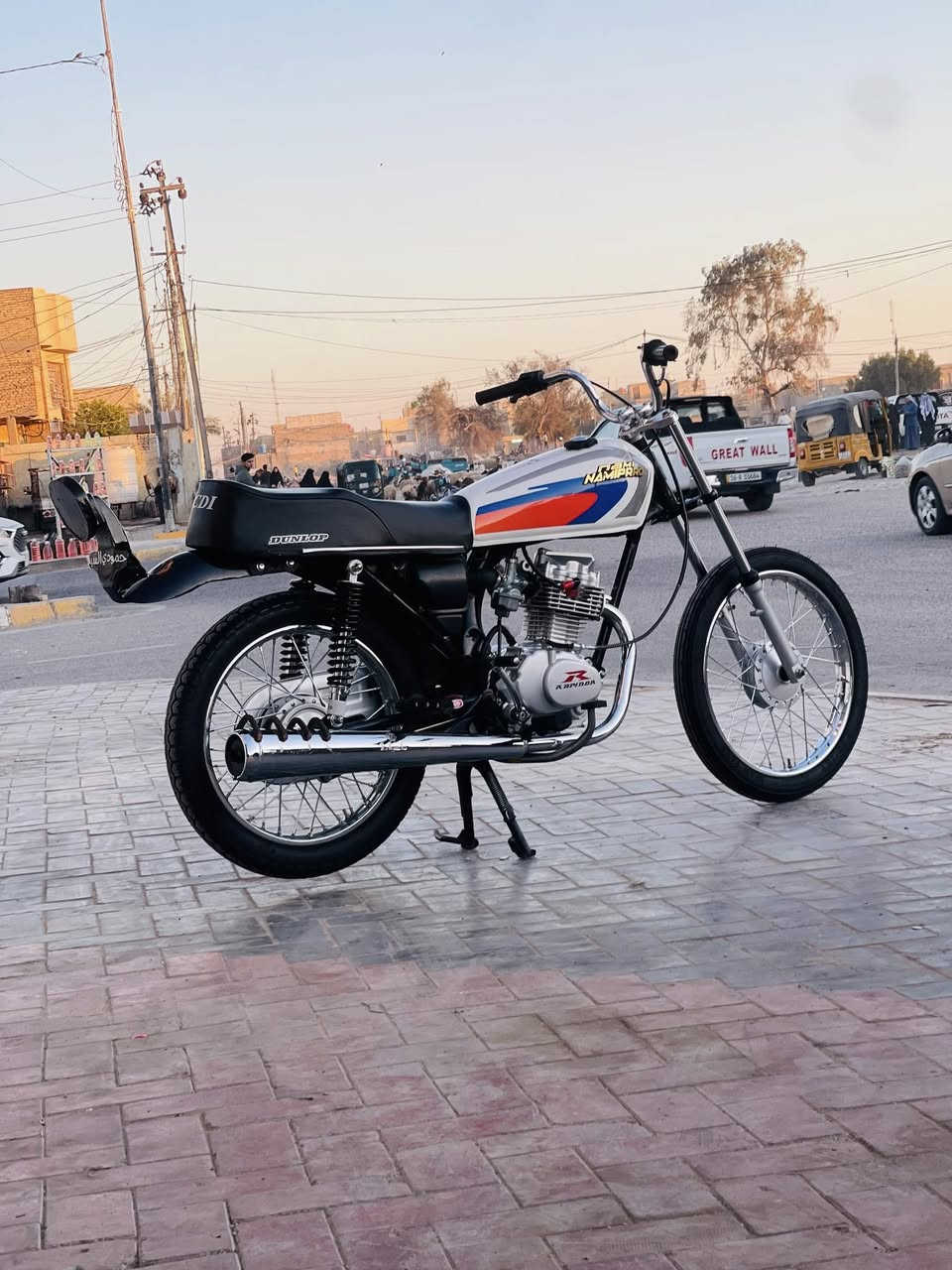 سلام عليكم دراجه للبيع شاصي ١٦ أوراق اصولي وتعمير كله ٢٥ مأطور نضيف بعده جديد برغي نقص مابي الاستفسار ***********
