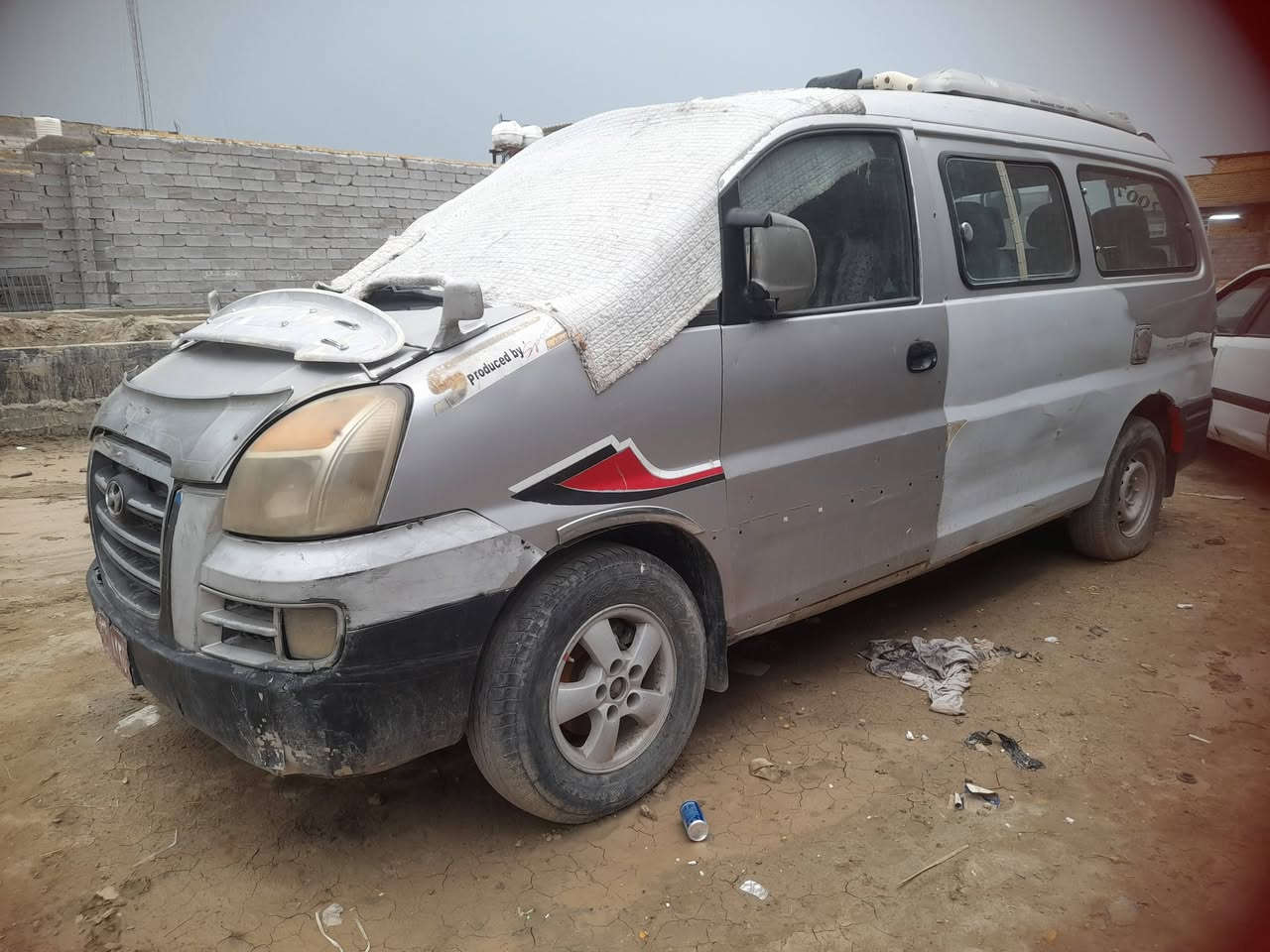 سلام عليكم سياره موديل 2006 رقم بابل تحويل ثاني يوم مكينه وكير واكسن مكفول تخم تايرات جدد وسبير موجود بور عاطل السعر 35 وبيه مجال لشراي العنوان بابل السده الهنديه ***********مراوس هم ترهم
