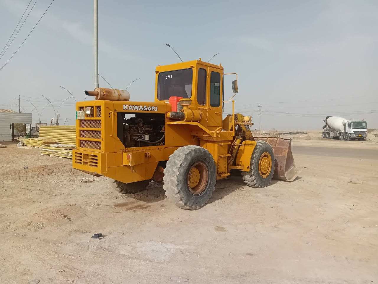 سلام عليكم للبيع شفل موديل ٨١ رقم بصره تحويل سنويه محرك كير تركم اكسنات كل مكفول رقم ***********
