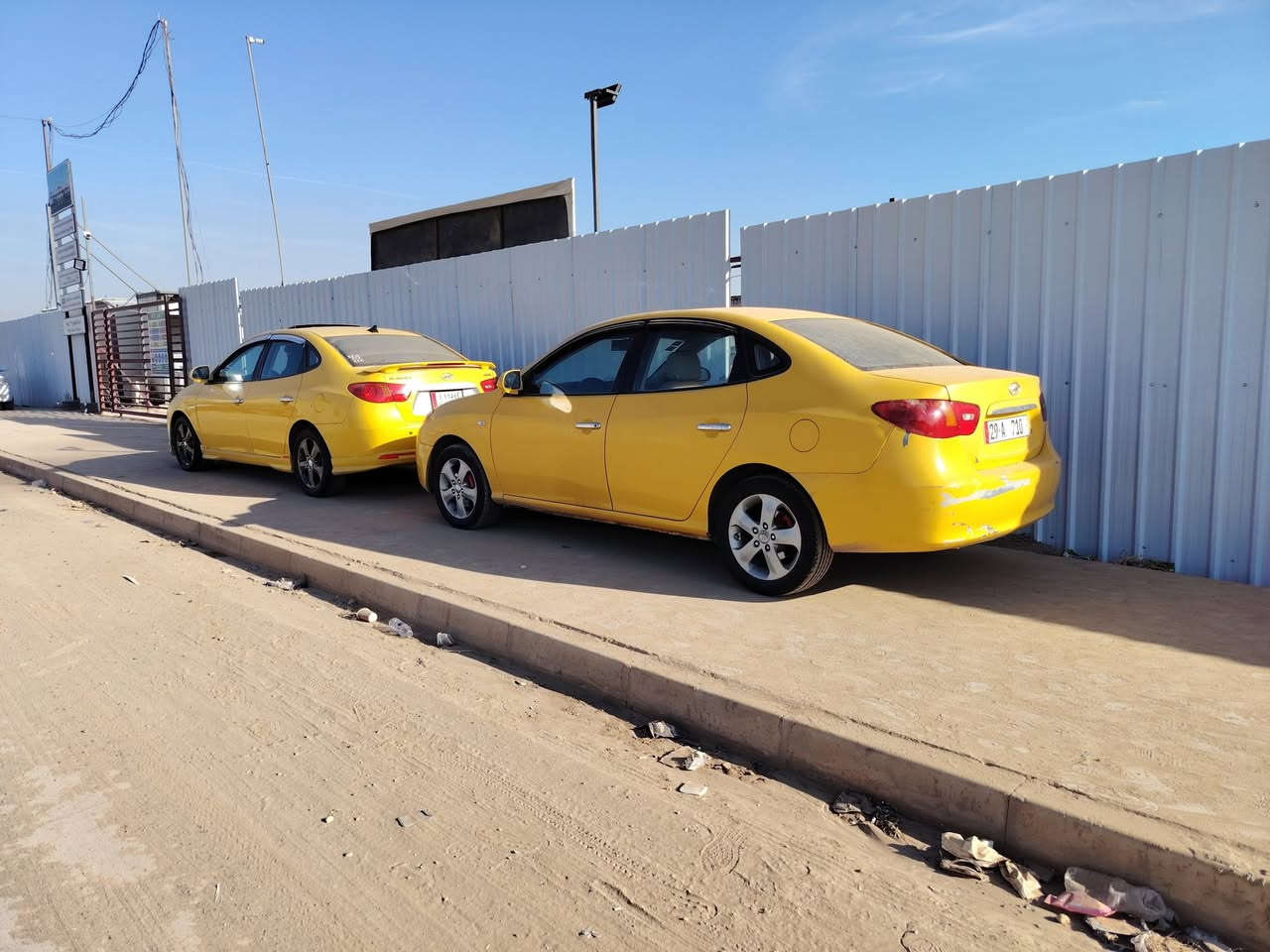 افانتي مديل ٧
بدون ضرر تلقيط فقط صبغتها موحلوه
مواصفات افانتي معروفه 
تخم تاير كير محرك تبريد شرط 
رقم واسط بسمي شرط تحويل بل موصل 
مكان سياره موصل 
***********
