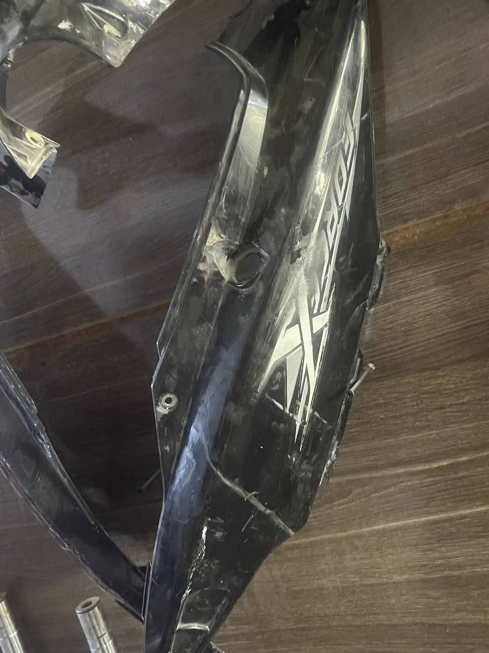 سلام عليكم كفرات ٤ للبيع السعر ٢٥ وبيهن مجال المكان بغداد البياع الرقم ***********
