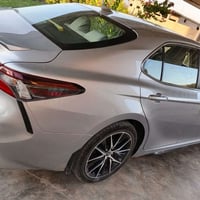 كامري للبيع موديل ٢٠٢٣ se رقم أربيل  .. الضرر خفيف فقط برأس البونيد مث...