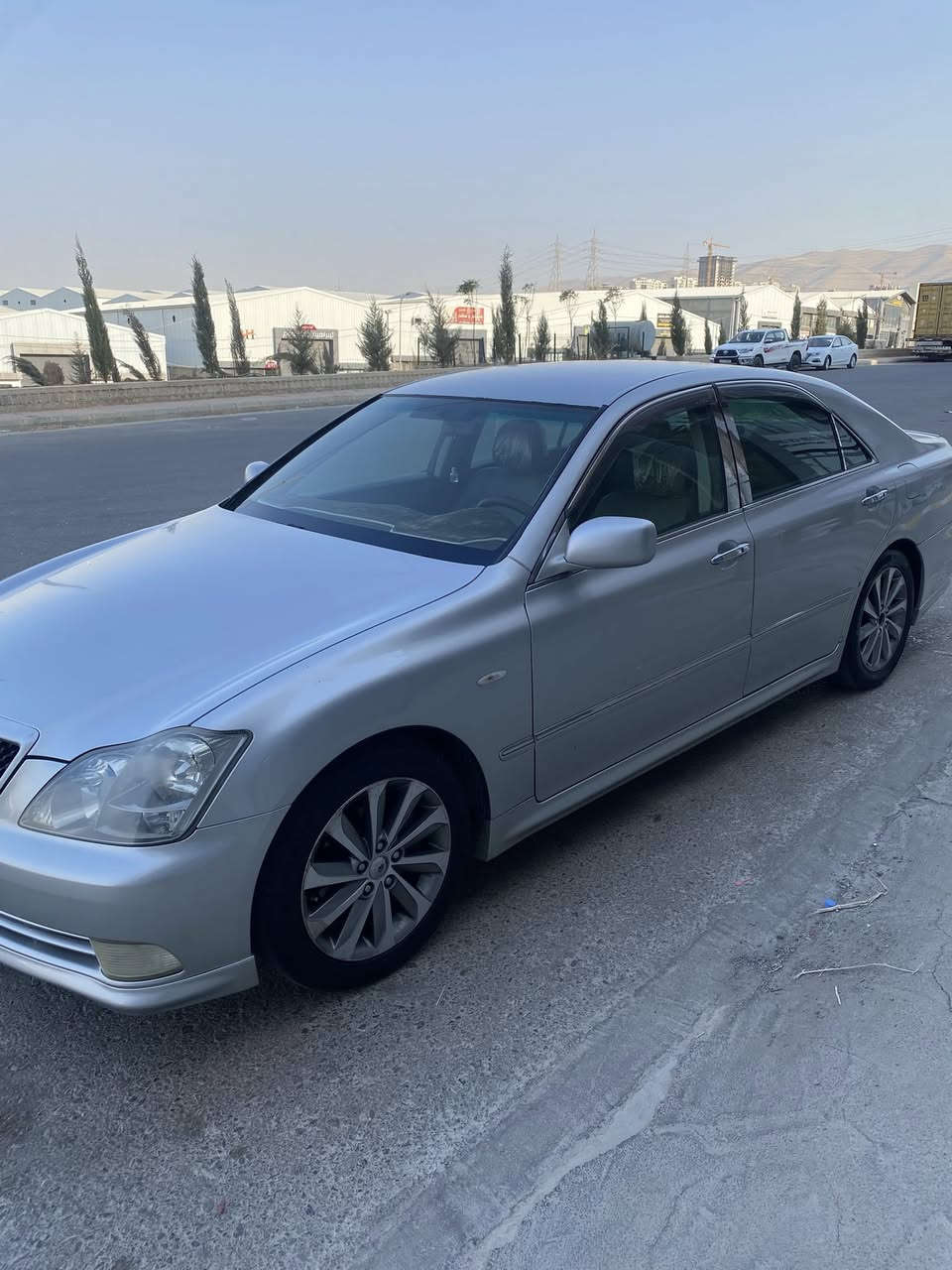 شاهینە ٢٠٠٥ موس سپۆرت١٨٢
٣ دوگمە ناو ڕەساسی جڵدی دوبەی تەحدید سورعەیە دووکوشن کارەبا سوکان کارەبا کۆدم بۆ کردوە پاتری تازەیە بانسی تازەگۆڕاوە سەیارەکە هی مەعرەز نیە ساڵ و نیوێکە لای خۆمە 

سعری ٦٥گەڵاو مەجالی برایانە

***********
