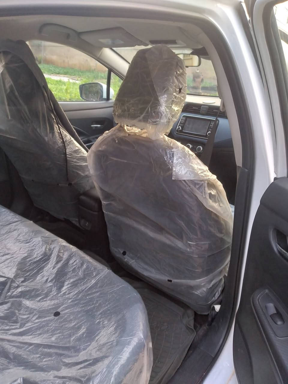 اللهم صل على محمد وآل محمد 
نيسان فيرسا  2024  SV  للبيع رقم بغداد بسمي شاشة كامرة بصمة تحكمات رادارات جانبيه توقف ذاتي أمامي خلفي تنبيه الخروج عن المسار شحن لاسلكي ماشيه 15الف ميل السعر 145 للإستفسار *********** ابو زهراء الجابري
