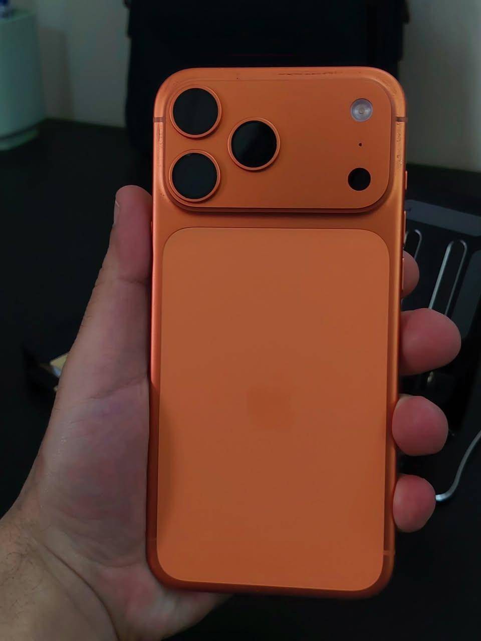 ايفون ١٧ بروماكس للبيع
ذاكرة ٢٥٦ 
اللون برتقالي  
البطارية ١٠٠٪؜
النظافة ١٠٠٪؜
مشتري قبل ٣ اشهر 
الشريحة eSIM الشريحة الإلكترونية  
الملحقات كاملة 

السعر مليون و ٧٥٠ الف 
المكان بغداد


**إذا كنت صاحب هذا الإعلان وتريد حذفه لأي سبب، رجاءا أرسل رسالة إلى الدعم الفني**