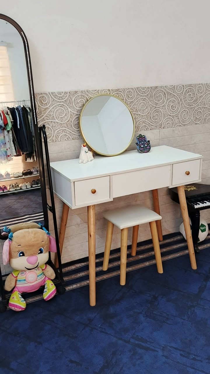 ميز تواليت ومرآة نظيفات جدا
ب٥٥ المكان بغداد البياع


**إذا كنت صاحب هذا الإعلان وتريد حذفه لأي سبب، رجاءا أرسل رسالة إلى الدعم الفني**