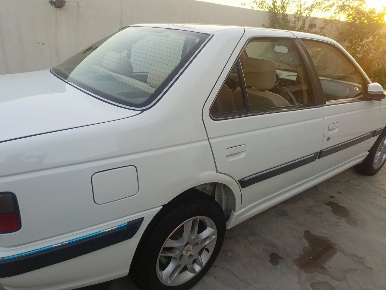 السلام عليكم بيجو بارص موديل ٢٠٢٤ رقم بغداد انكليزي حره مداور ثاني يوم ماشيه ٦٠ الف مكان سياره نجف سعر ٨٢ بيه مجال ***********
