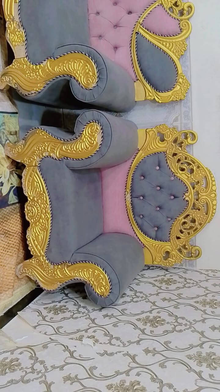 تخم قنفات 10 مقاعد
 مو هواي مستعمل للبيع بسعر 350 وبيها مجال بسيط


**إذا كنت صاحب هذا الإعلان وتريد حذفه لأي سبب، رجاءا أرسل رسالة إلى الدعم الفني**