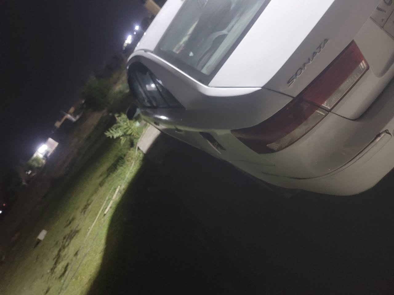 سلام عليكم
سوناتا موديل ٩ خليجي 
للبيع او مراوس 
بيهه حادث جاملق خلفي 
وبيهه طخطخات مصبوقه حزام كير محرك تبريد صدر جديد راعيهه عربي رقم اربيل تحويل او وكاله   السياره ناعمه وخير من الله  مكاني تاجي ***********
*********** واتس اب شباب تفاصيل كله مذكوره سعره ٩٥ وبيه مجال
