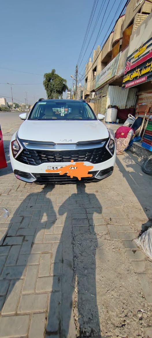 سبورتج ٢٤ فول مواصفات ١/١. كراسي كهرباء جنطه كهرباء  بدون اي شخط  ماشي ٢٣ الف  السياره جديده  كلش مكفوله  من الصبغ والبارد والتكحيل. السعر ٢٣٥ وبيه  مجال بسيط العنوان بغداد حي العامل ***********
