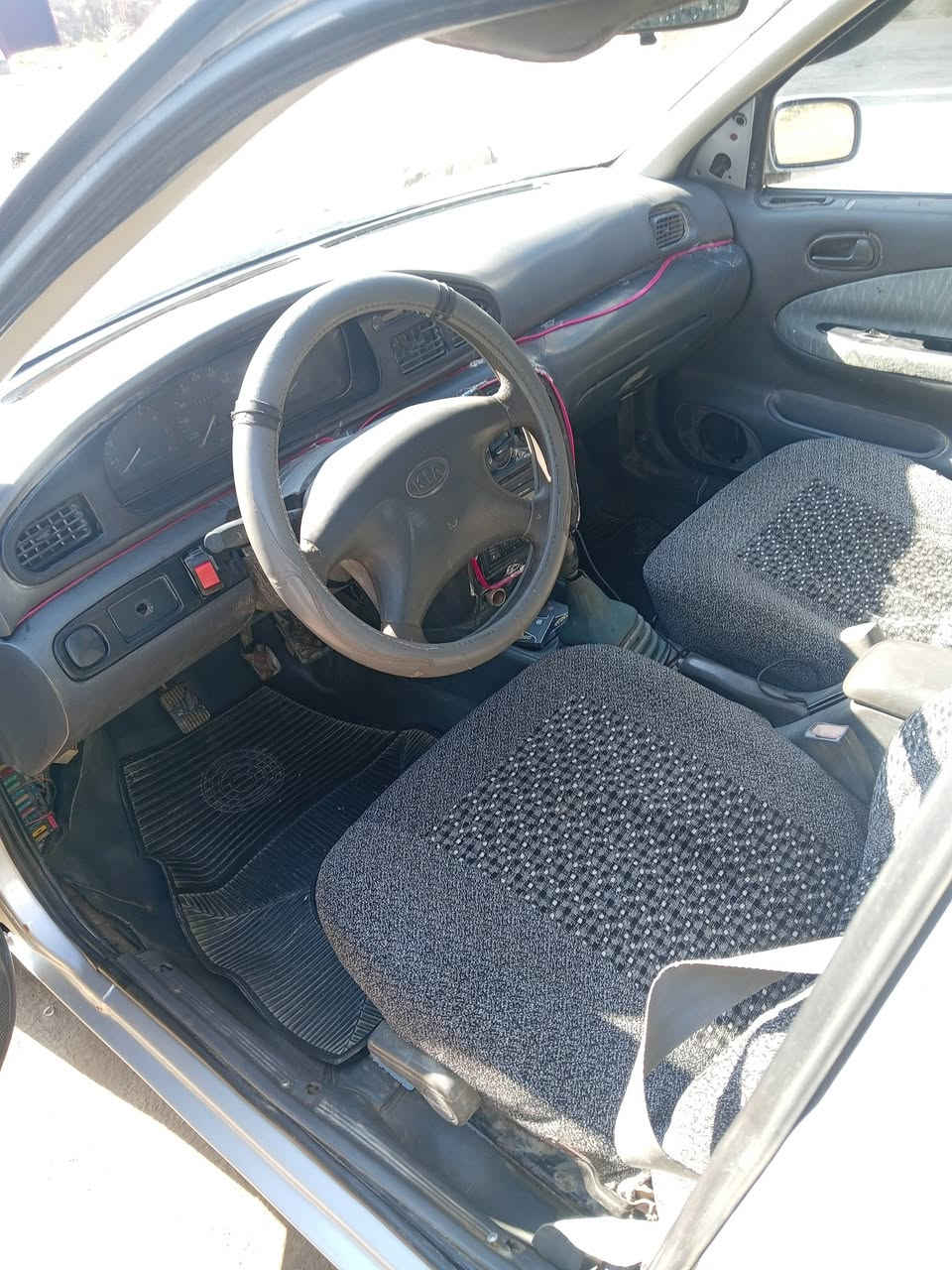 السلام وعليكم سياره سيفياه مديل ١٩٩٥ سياره جازه مكينه كير تخم تاير حداديه رقم بابل تحويل مباشر سعر ٣٥ رقم ***********
