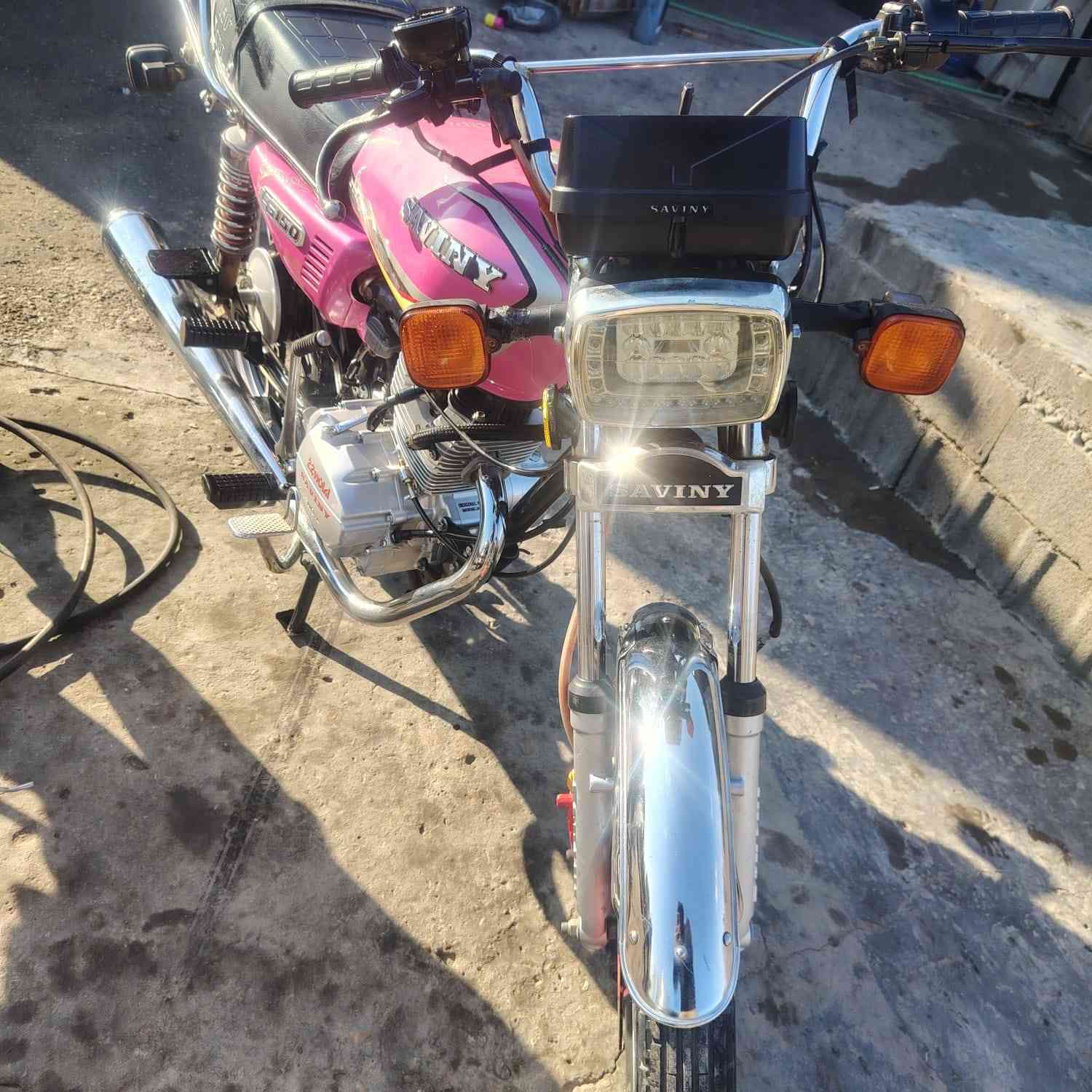 السلام عليكم دراجه موديل 23 ايراني اكف لك من سرقه وعشائر حلال وحرام. . دراجه ما مفتوح بها برغي نظيفه كله شغال سلف شغال هندر شغال دراجه ب 550 وبيها مجال فقط الشراي  هذا رقم تليفوني ***********
