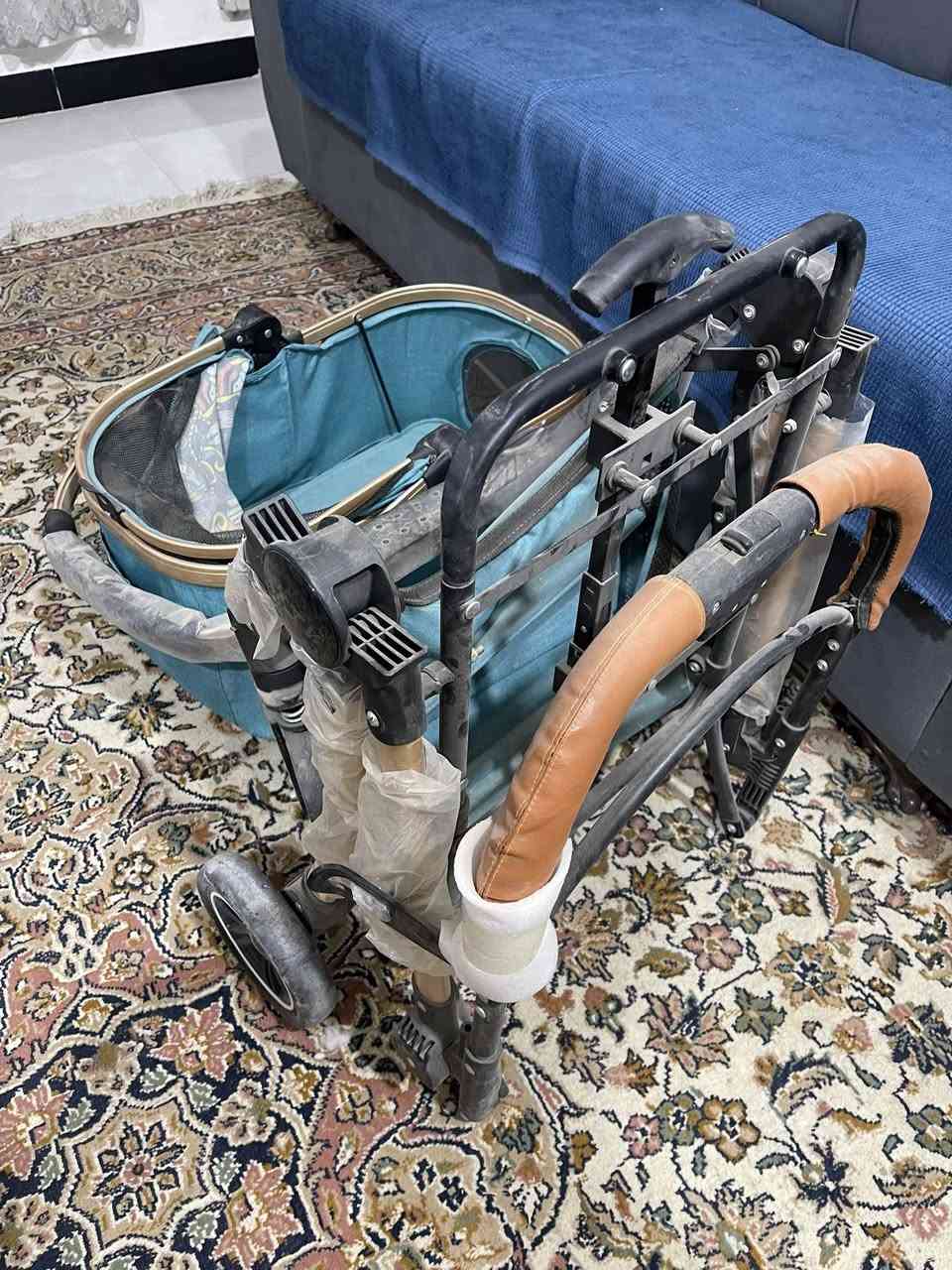 كاروك طفل يصير هزاز او بدون 25
سنك هو ميز حديد ب 5

عربانة استعمال قليل جداً نظيفه 25

ميز بلازمه 25

هيتر تدفئه 5


**إذا كنت صاحب هذا الإعلان وتريد حذفه لأي سبب، رجاءا أرسل رسالة إلى الدعم الفني**