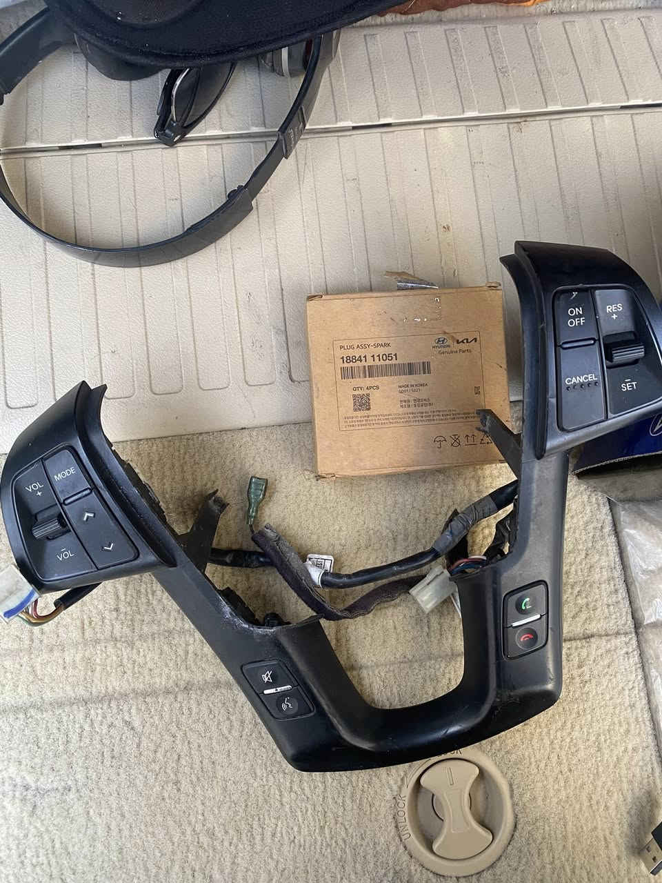 يرهمن سورنتو ١١ و ١٢و ١٣
تحكم ستيرن+كروس سرعه +ضفيره

شريط ستيرن
بلكات عدد ٤ أصليات موبس

قيم وأخذ 
مكاني بغداد الكرخ 
تواصل ع خاص


**إذا كنت صاحب هذا الإعلان وتريد حذفه لأي سبب، رجاءا أرسل رسالة إلى الدعم الفني**