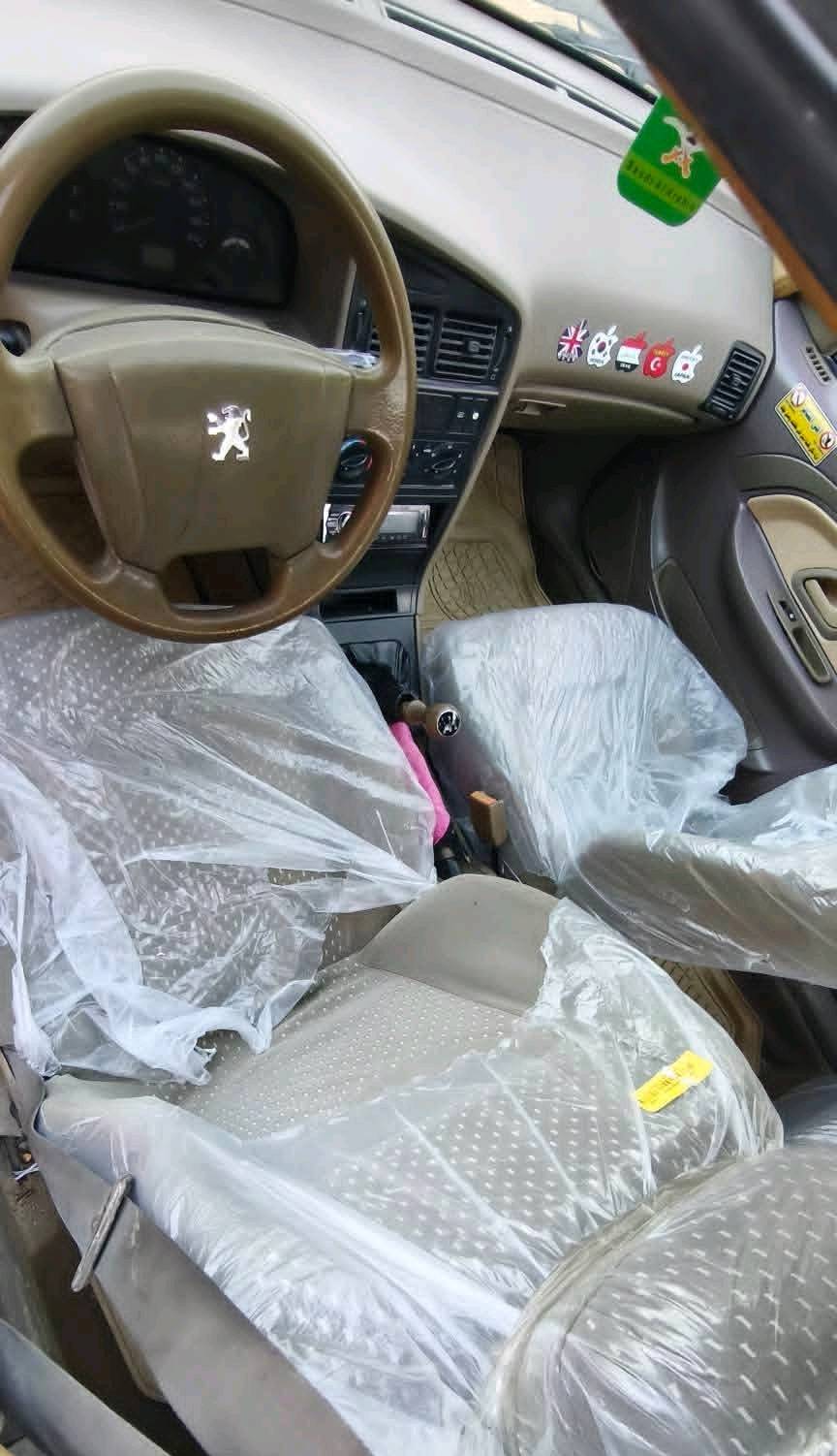 اللهم صلى على محمد وال محمد 
السلام عليكم اخوان 
بيجو اكد مديل 16
مكينة كير حداديه تبريد كفاله

بيه جاملغ بارد خلفي 
راعيه يريد مداور  تستلم رقم نكليزي 
سنويته منتهيه ب21
هيه ع المشتري 
السعر 41 
عنوان البصره متواجد واتساب ***********