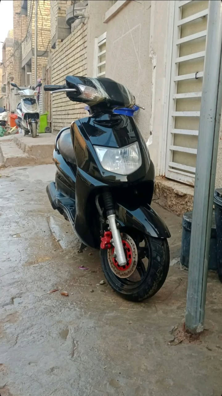 سلام عليكم ورحمة الله وبركاته
سكنس نثيه دراجه حلوه ما تفشل قفلت محركه سرعه 110
كابريتر تجاري بس هاذه العيب بيه كهربايات كله شغاله دراجه نكره
دراجه مال كتل
عنواني الخطيب زراعي سعره 400
*********** رقمي
