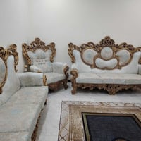 تخم ملكي للبيع  السعر 600 07713099320