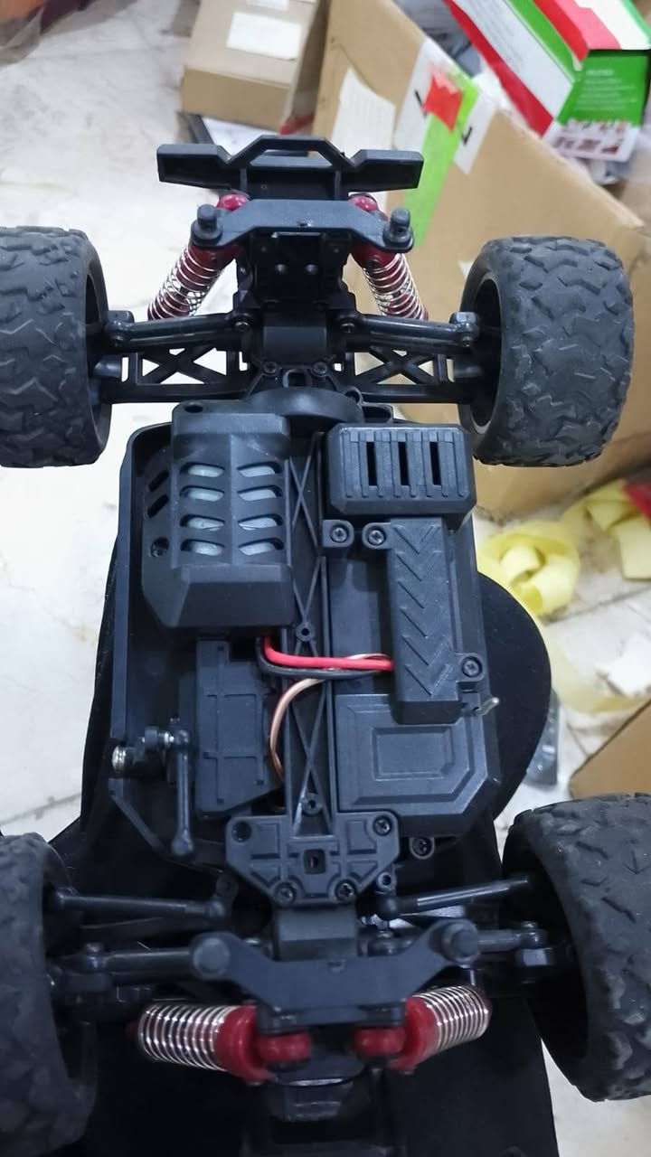 السلام عليكم
سيارة أحترافية سرعتها 50k استعمال قليل جدا كامل ملحقاتها شاحنة وبطارية وحده وكارتون محرك برش سعر (50)
***********
