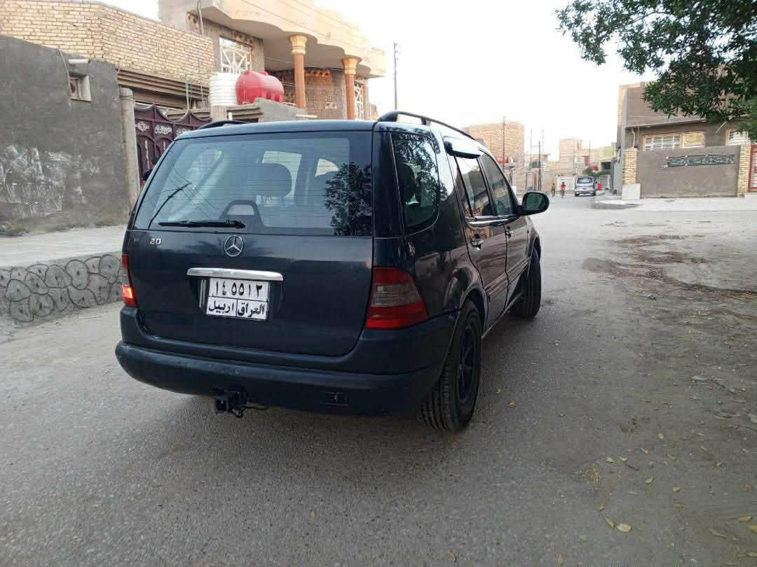 السلام عليكم مارسيدس MLموديل 2000 محرك كير بلاد حداديه تعبانه تحويل مباشر. السعر50 مكان السياره بابل القاسم *********** اتصل وتدلل
