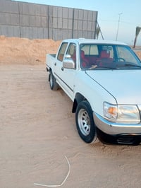 للبيع دير 2006 معمره وجديده سنويه لل2027باسمي سياره خير من الله/078383...