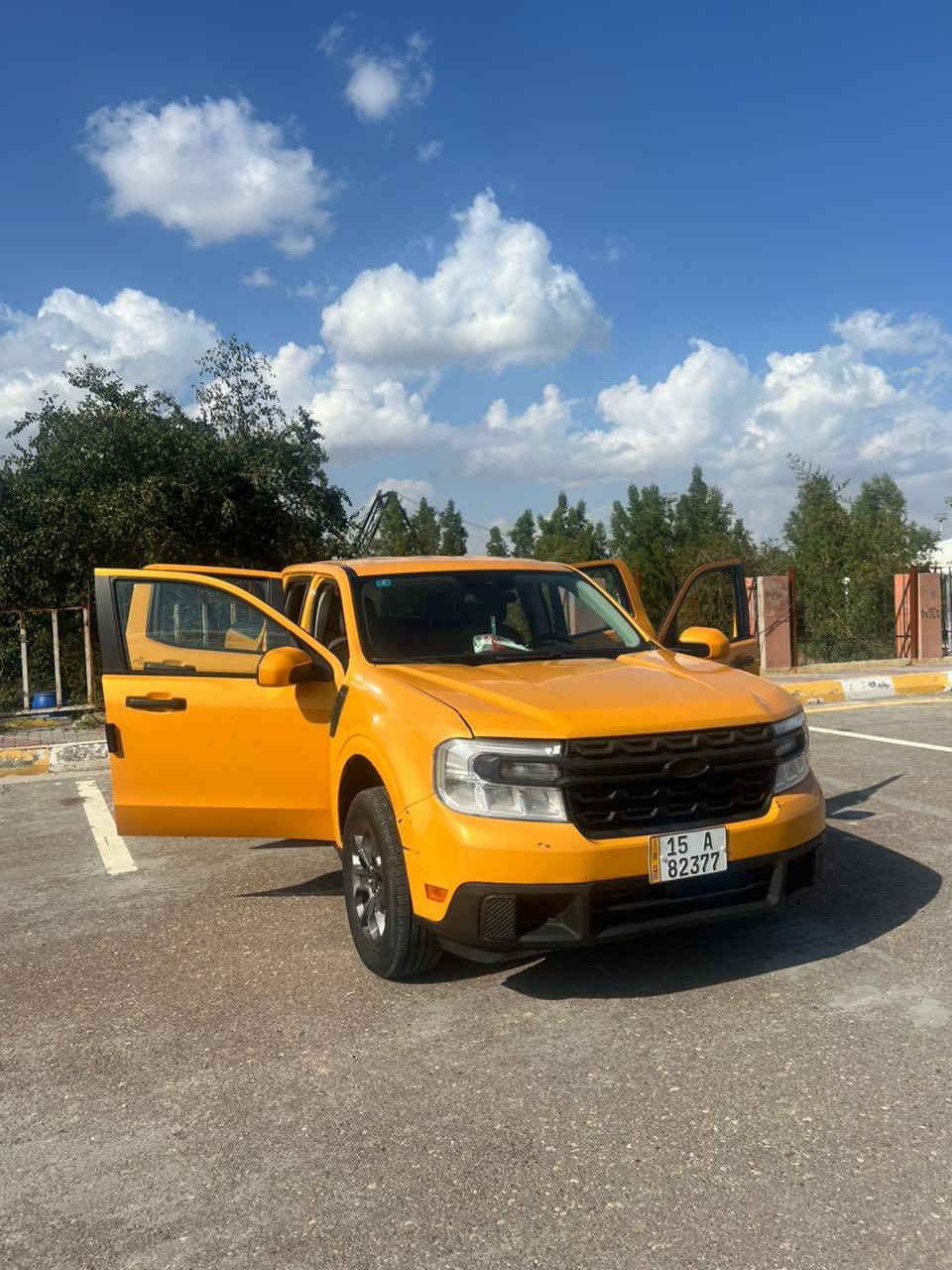 السلام عليكم 
بيك اب فورد (مافريك)
موديل 2022
مواصفات XL
رقم الانبار
 هايبرد 
سايد بريك كهربائي 
وضعيات قيادة 
ابل كاربلاي
مانع انزلاق رادار
سياره جديده ونضيفه السعر 162$ورقة وبيها مجال بسيط حك العمله لتواصل ***********
