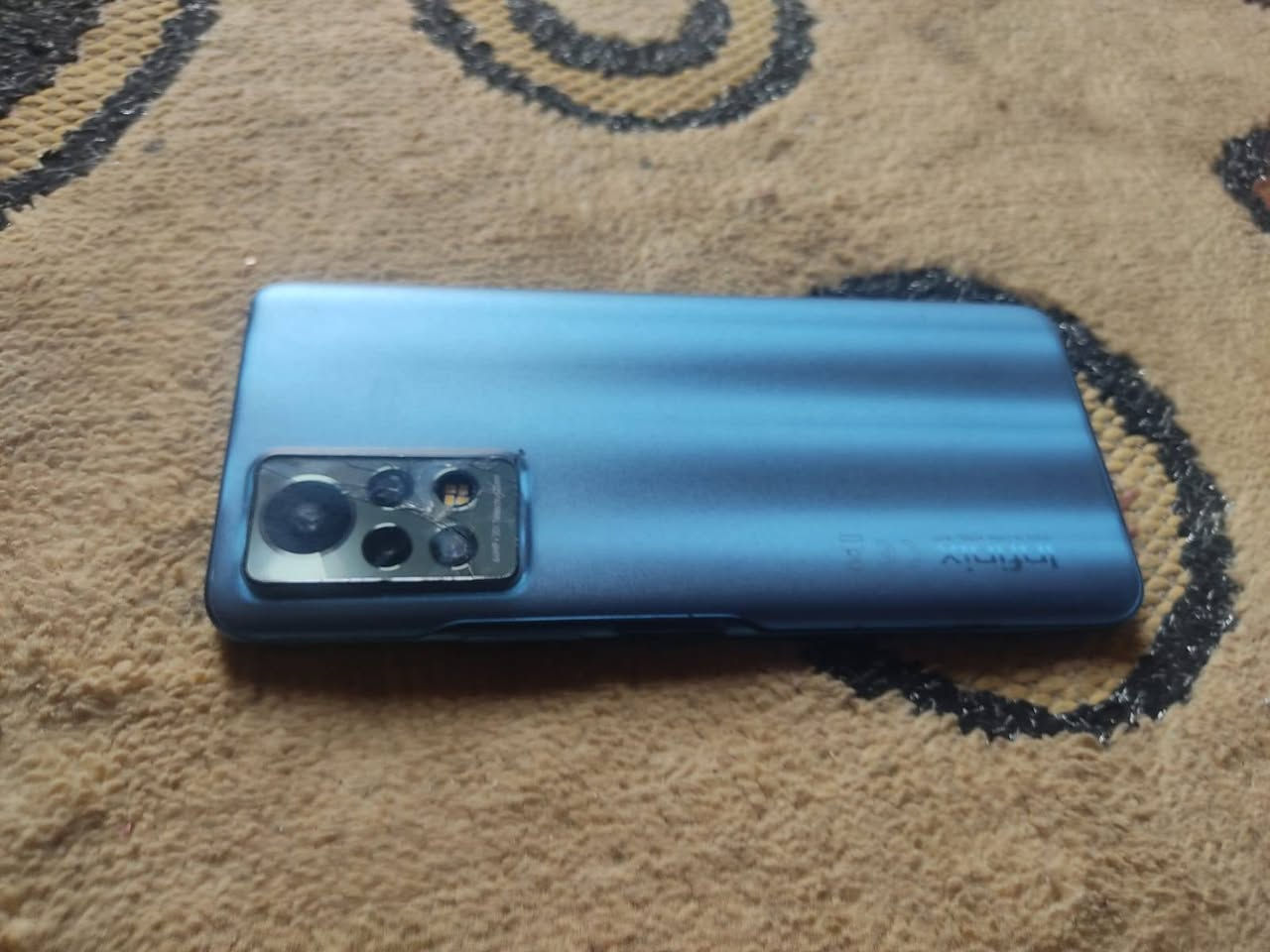 انفنكس نوت 11 برو اقره المنشور 👇
الجهاز مكفول فقط مبدل ضهر 

الشاشه بيها فطور بس ماياثر بشي عليها طبيعيه باللمس 

معالج هيليو جي96 قوي سلاسه فول 

بطاريه 5000 ملي امبير شحن سريع 

ذاكره 128 + عشوائيه 8 كيكه رام داخلي 

الجهاز مكان السيم كارت الشريحه مايشتغل تصليحه بسيط

وضوء الفلاش مايشتغل 

كاميرات طبيعيه مكالمات طبيعيه صوت كلشيي شغال 

رايده ب85 وبي مجال للشراي وإذا مراوس عادي


**إذا كنت صاحب هذا الإعلان وتريد حذفه لأي سبب، رجاءا أرسل رسالة إلى الدعم الفني**