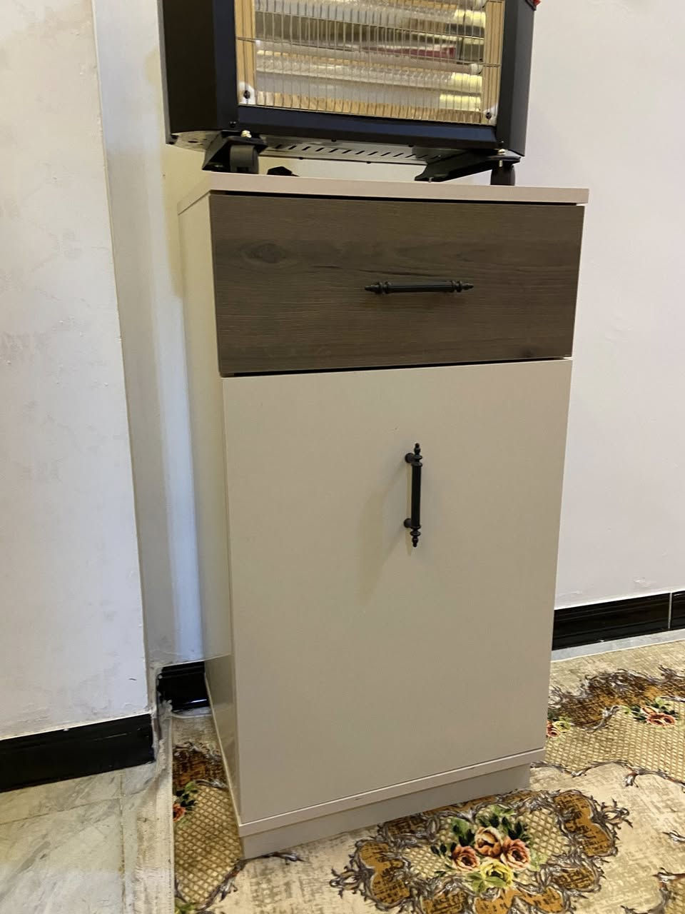 سلام عليك غرفه تركيه جديده بعده صار 3اشهر من مأخذه سعره مليون وربع وبيع مجال ***********
