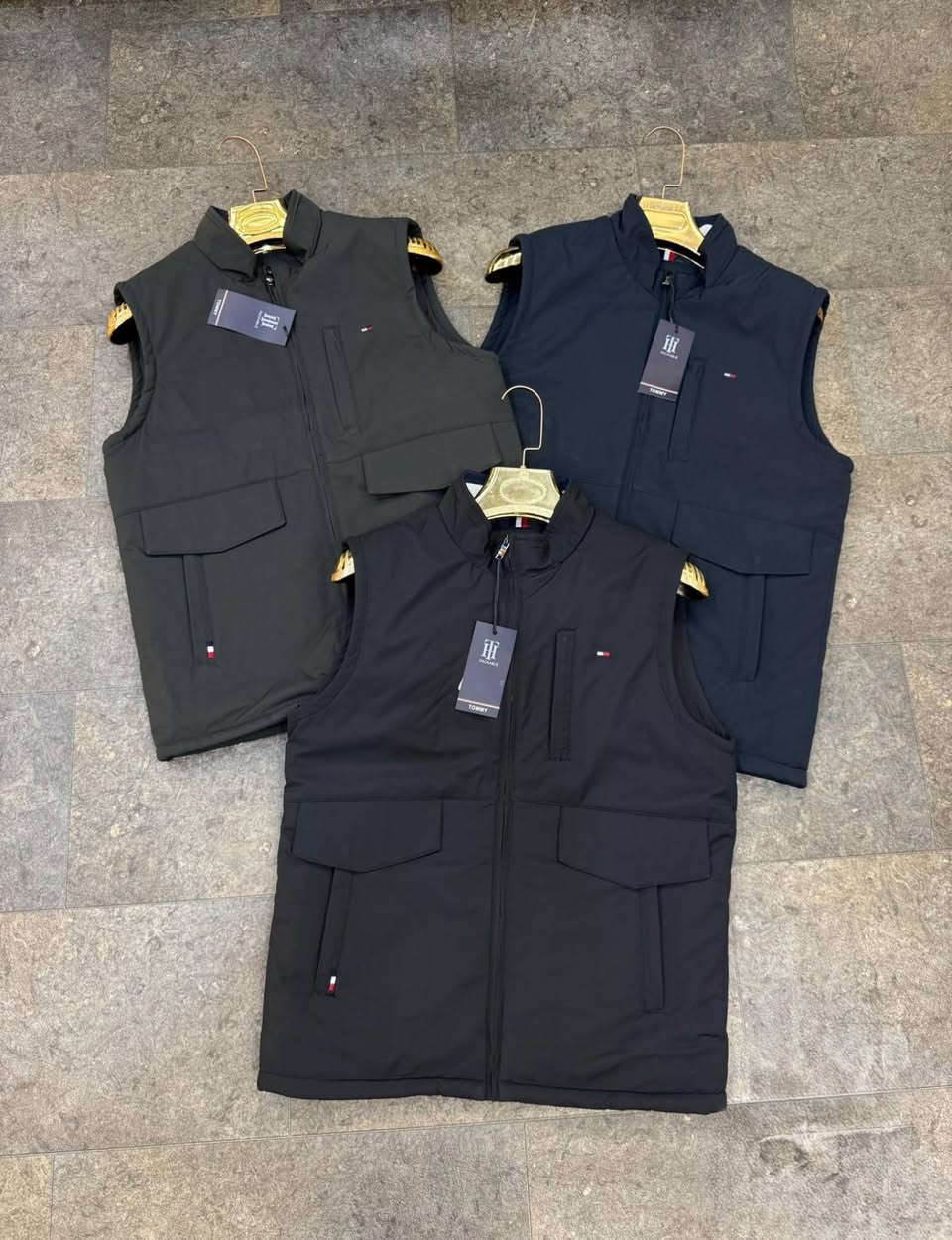 NewO2#
يلك وتر بروف

قالب صحيح  ماركة Tommy 
سعر القطعة 30 الف
قطعتين 55الف
القياس 
S,M,L,xl,2xl,3xl
‎قابلة على التجفيف السريع  ماركة فاخر الصُنع ذات  

‎جودة عالية جداً وتصميم عصري يمتاز بالراحة اثناء الاستخدام 

‎متوفر  كما موضح بالصور

————————
العنوان المحل :الصويرة شارع النجمة مجاور اسواق بيت صخي داخل الفرع ازياء O2

‎‏‎
التواصل على الخاص آو مراسلة على واتساب  او الاتصال على الرقم 
***********
