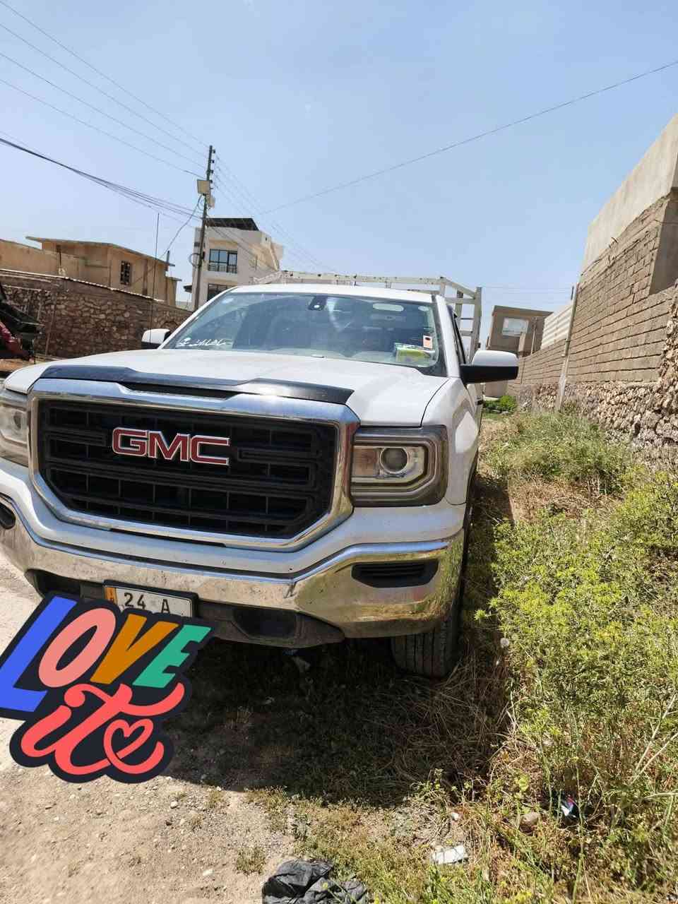 جمسي سيرأ موديل 17رقم دهوك محرك8 دفع خلفي 6براغي حجم المحرك 3,5 للبيع  سعر 155 الهاتف ***********
