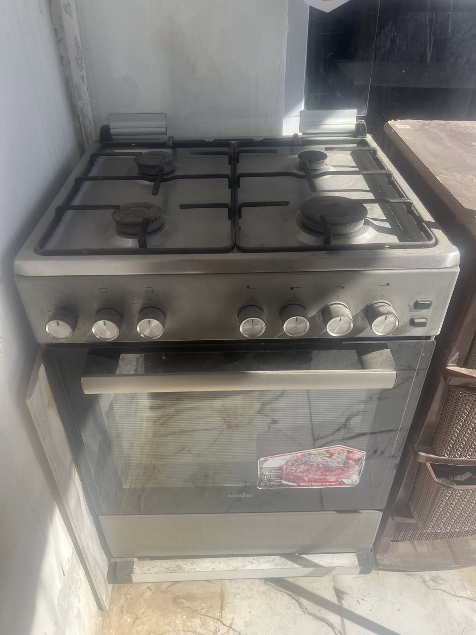 سلام عليكم عندي هذا الطباخ الي عنده من هذا الفرن الغازي يبدلني بي خلي يجي ياخذا للمعلوم الطباخ شغال اي عيب مابي حته فرنه شغال


**إذا كنت صاحب هذا الإعلان وتريد حذفه لأي سبب، رجاءا أرسل رسالة إلى الدعم الفني**