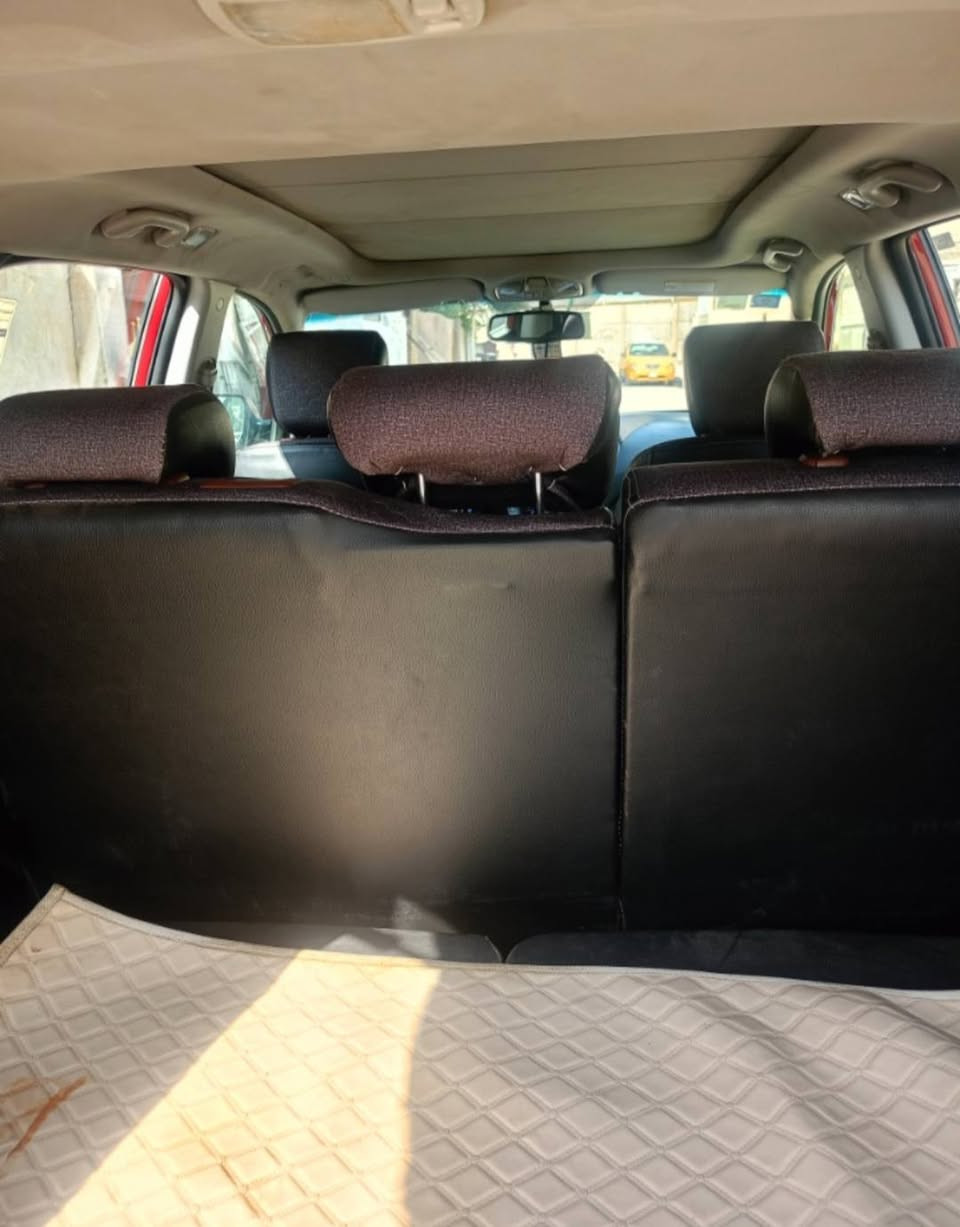 اسلام عليكم سنتافي للبيع 2013 خليجي فول واحد ع  واحد مكينه 3300 رقم بغداد نگليزي بسمي  تبريد ثلج 3قطع  7راكب فور ويل بصمات 4  كامر  شاشه  كشن   حار وبارد ***********
