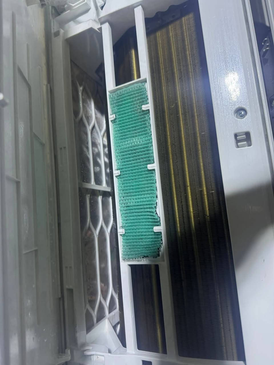 سبالت نوع گري (حجم 2 طن) انفيرتر اقتصادي  عدد 2 خوات الاجهزه نظافه 💯% جدد كلش بلاديات على وضع الشركه بدون تصليح 
ملحقاتهن كامله بواري ريمونت قاعده وايرات غازهن مقفول مغسولات ومسلفنات وجاهزات 
سعر الواحد 💶 550 
📍مكاني بغداد قريب الشعب بوب الشام للاتصال بالرقم ***********او وتساب 
يوجد خدمة توصيل🚛 داخل بغداد فقط
