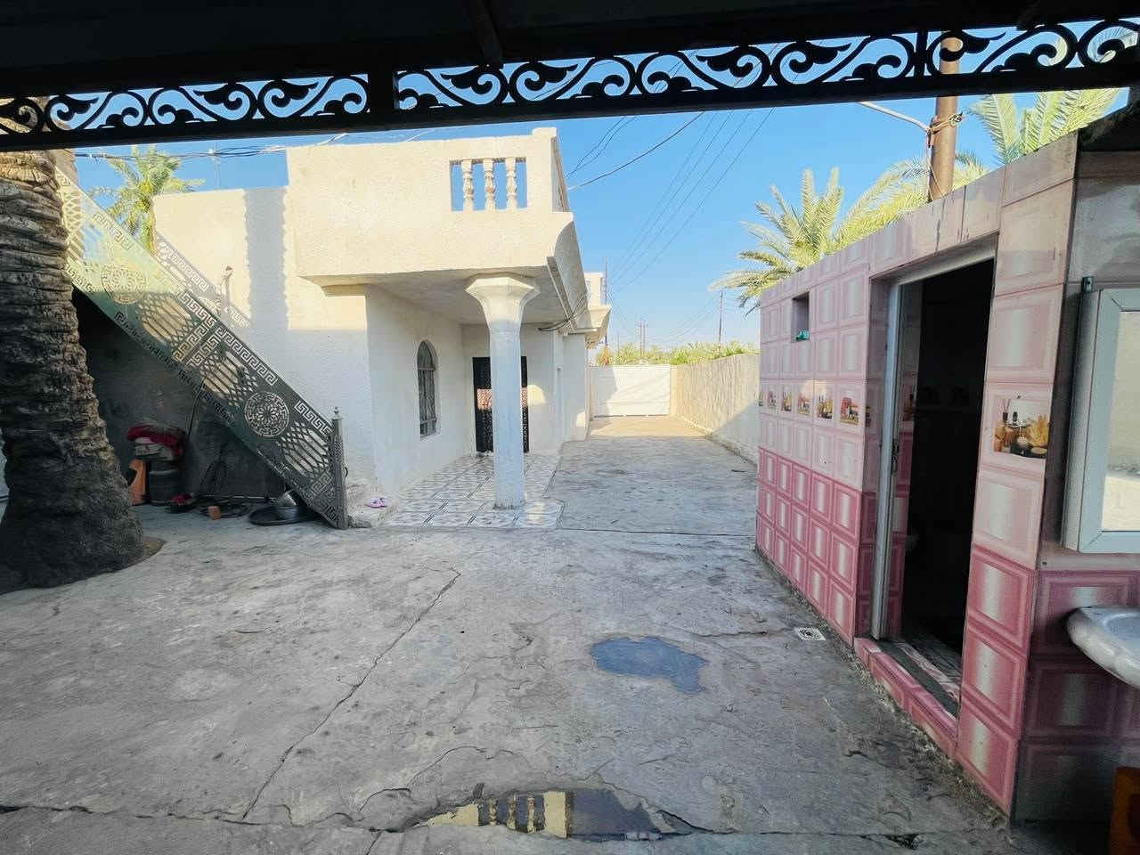 السلام عليكم ورحمة الله وبركاته🫱🏽‍🫲🏻
متابعينا الكرام👥
 للبيع داران🏠🏠
 مع مضيف كبير🏙
 مساحة القطعة 650 متر
 المضيف مع الطرمة100م
الداران🏠🏠
 واحد يحتوي على 3 غرف نوم ومطبخ وحولي كبير والثاني غرفتين وحولي وخدمات
 الموقع/ الشيخ حمد _شارع مستوصف الشيخ حمد🛣
 يبعد 700 متر عن الشارع🛣 
نوع العقار ملك سند (25)
للاستفسار الاتصال على الارقام الاتيه 
كورك: ***********📞📞
اسيا:***********📞📞
#مَكتب_ديرتنا_للعقار🏢
#بإدارة_أحمد_أبومصطفى🌷 
#تواصلوا_معنا_وسنكون_بخدمتكُم
