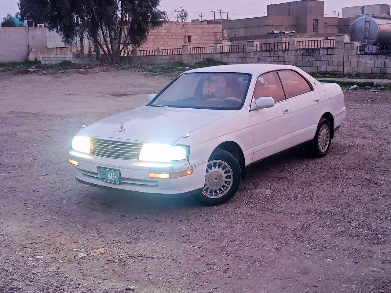 بطه موديل 91 للبيع حزام صبغ شرط لا كصه ولا مشرحه  تستلم رقم انكليزي ب اسمك تجي فقط علئ البصمه بيهه كابون بانزين السعر 52وبيها مجال للاستفسار علئ الخاص او رقم الهاتف ***********
