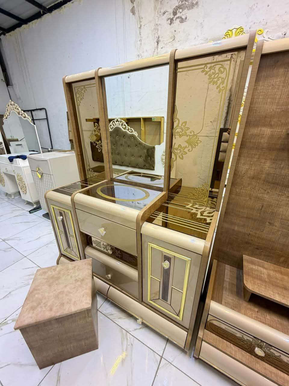 غرفة نوم مستخدمة نضافة 90‎%‎
عدد القطع 11 

شغل ثقيل 

نضام بيبان 

سكك هايدروليك 

سرير جك مخزن 

ملكي 

لون مميز 

كوالتي عالي 

سعرها مليون و900

شد و نقل داخل بغداد مجاني


**إذا كنت صاحب هذا الإعلان وتريد حذفه لأي سبب، رجاءا أرسل رسالة إلى الدعم الفني**