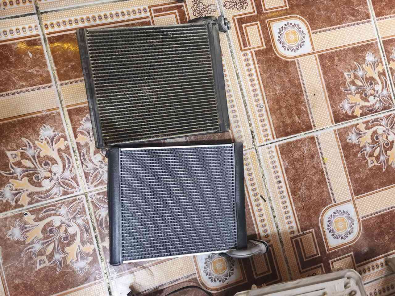 السلام عليكم 
تم بفضل الله تعالى اليوم استبدال فريز كورلار 2013 بفريز اصلي  دنسو. وشحن. غاز فرنسي اصلي حسب ضوابط الشركه المصنعه وتم إرجاعها إلى وضع الشركه والفضل لله 
محمد العاني لصيانه السيارات 
بغداد الغزالية قرب قاعه عبله مقابل المجمع السويسري 
***********
***********
 فضل وليس أمر متابعه الصفحه ليصلك كل جديد.   وتعليق  بكلمه طيبه
